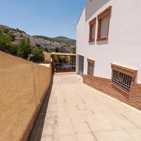 Holiday home Lovely In With Kitchenette Montefrio